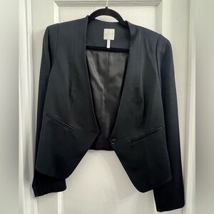 Leith (Nordstrom label) women’s black satin crop tux jacket size M